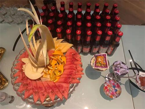 杭州KTV招聘点场ktv招聘不限身高颜值为重舞台闪耀 杭州KTV招聘点场ktv招聘不限身高颜值为重舞台闪耀