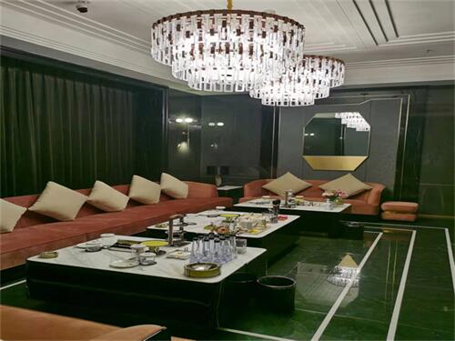 杭州KTV招聘-天际线夜场招聘更高KTV我们尊重你 杭州KTV招聘-天际线夜场招聘更高KTV我们尊重你