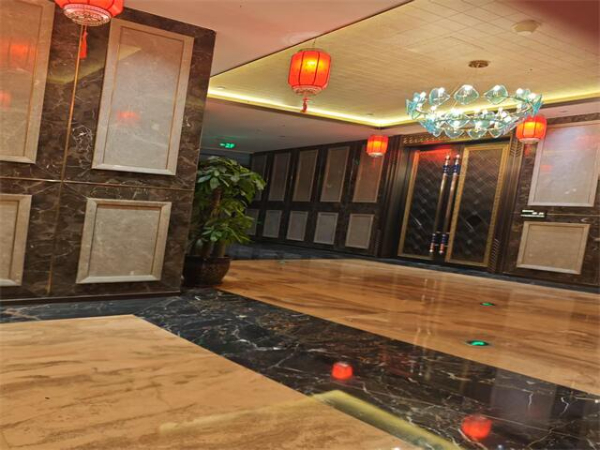 天津夜场急招模特-日结工资不压不扣好上班 天津夜场急招模特-日结工资不压不扣好上班